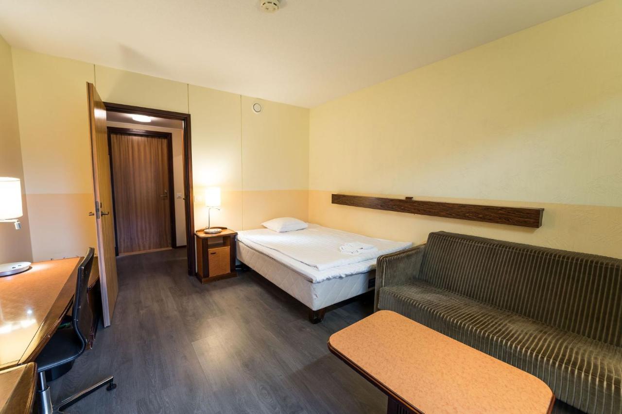 Budget Hotel ラーヘ エクステリア 写真