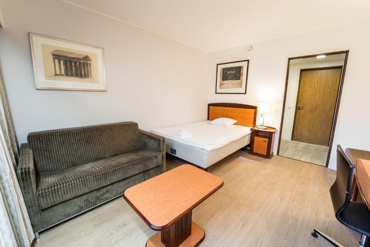 Budget Hotel ラーヘ エクステリア 写真